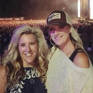 Meet your Posher, Traci